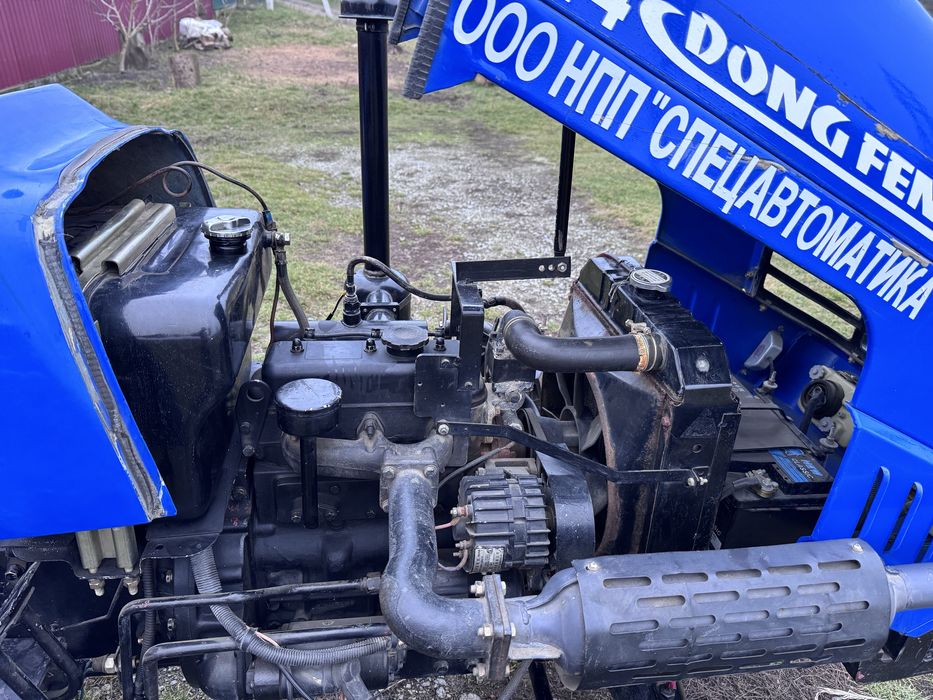 Трактор Донфенг 244