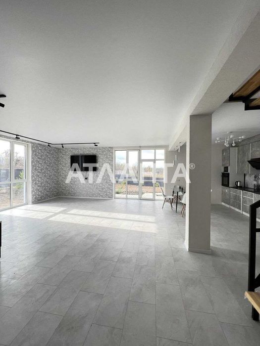 Продаж будинку з ремонтом та меблями у Вінниці . Державні програми.