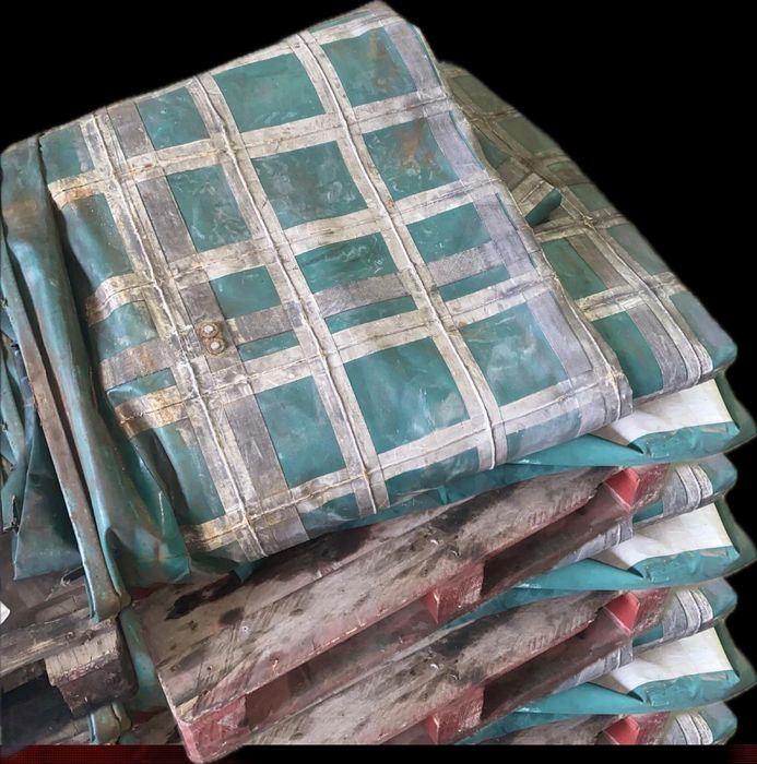 Lona e teto de semi-reboque usados