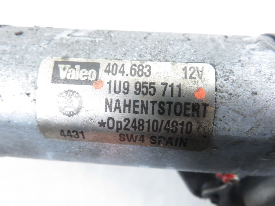 Silniczek Wycieraczki Tył Skoda Octavia I