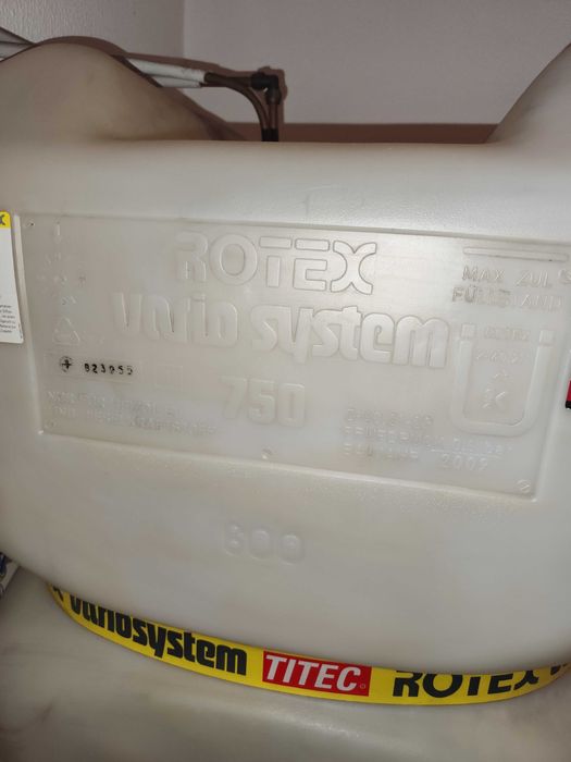 Caldeira a Gasóleo Ferroli + Depósito 750 L