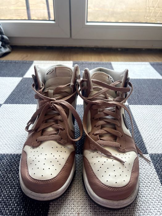 Nike Dunk High Dusted Clay