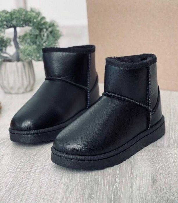 Теплі жіночі уггі