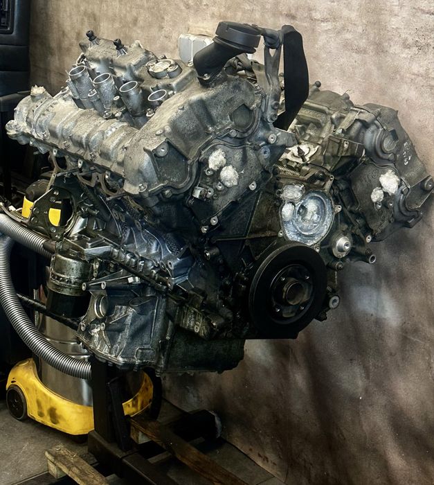 Двигатель мотор БМВ N63B44A 11002296771 BMW E70/71  2006-2013 двигун