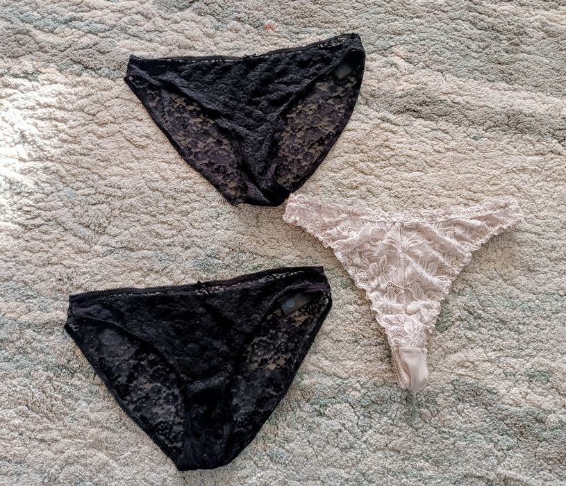 Трусики стринги и простые -кружевные, ажурные. Цена 3 шт-250 грн