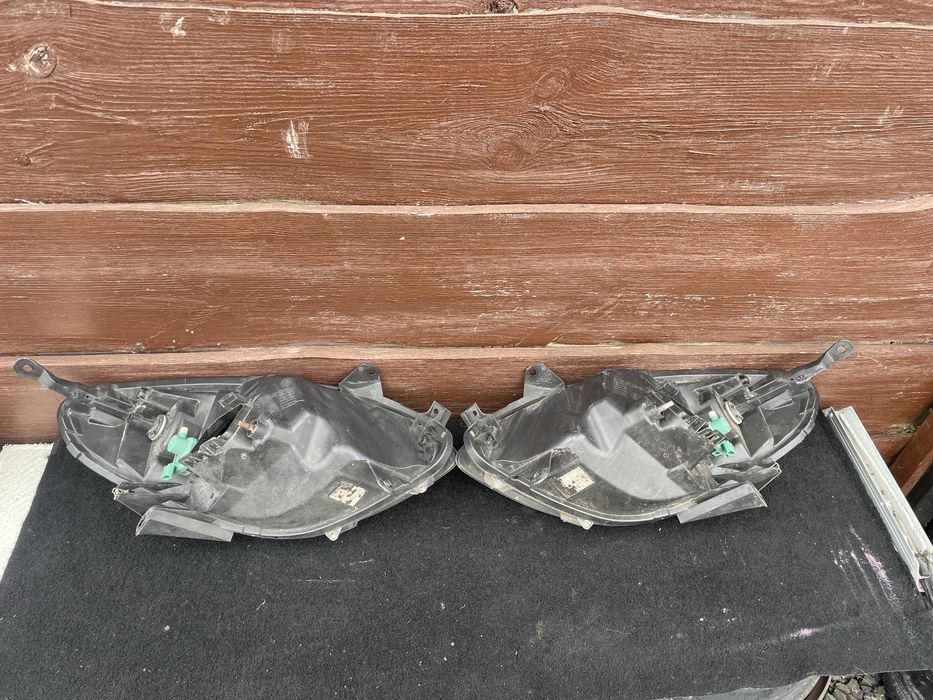 Фари, фара, ліхтарі передні Renault Twingo 2 Рено Твінго 2 рестайлінг