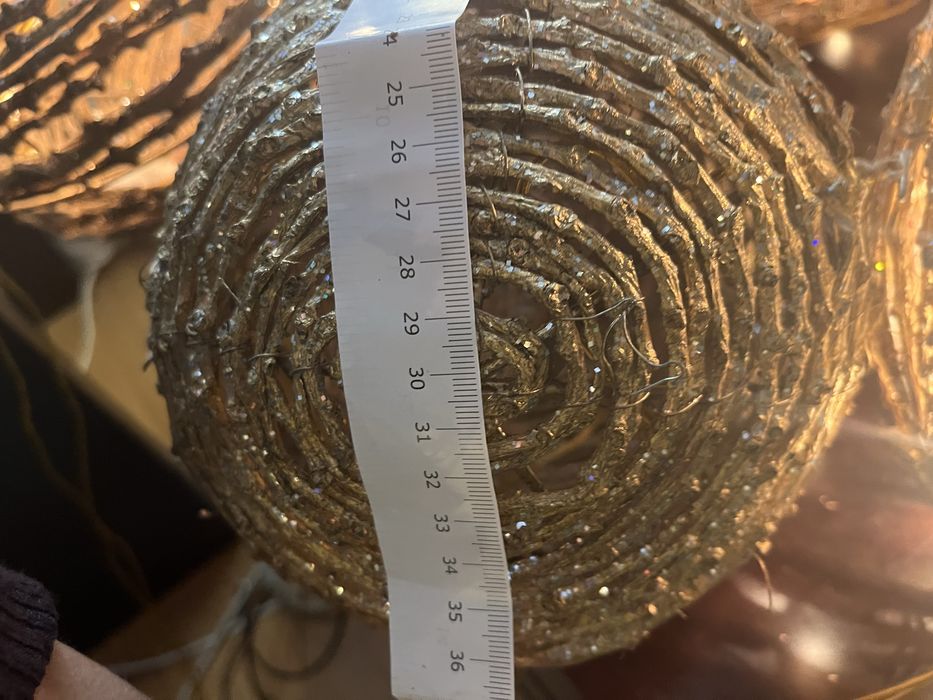4 bolas grandes com brilho e leds - Natal