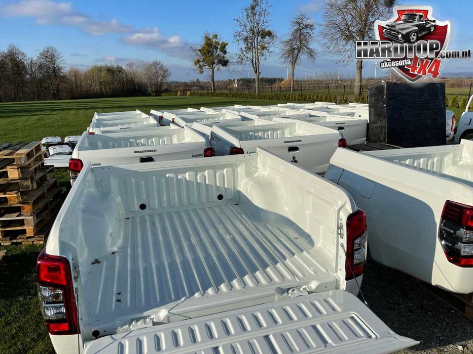 Nadwozie PAKA Mitsubishi L200 4x4 pickup skrzynia burta nowa 4 drzwi