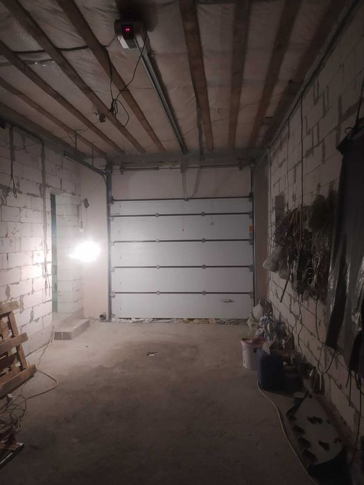 продаж будинку с.Княжичі вул. Незалежності, 12 Броварського р-ну.