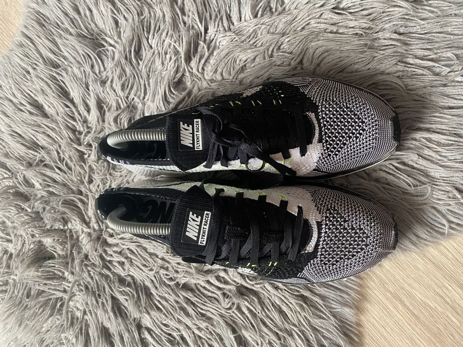 Nike Flyknit Racer Black,бігові кросівки найк,кросівки для спорту