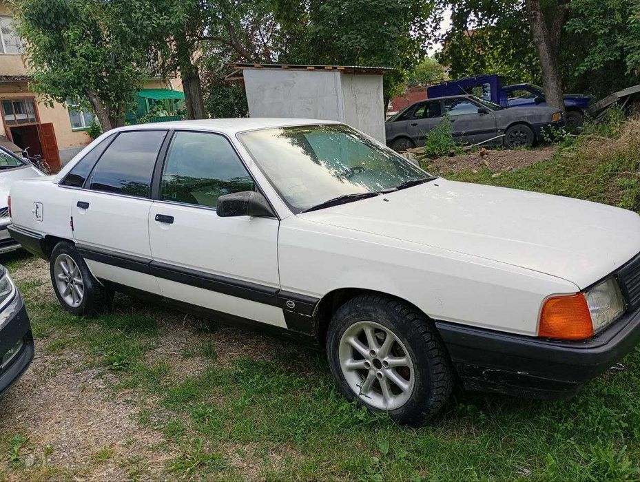 Ауді 100 С3 1988 р.в. 1.8 бензин