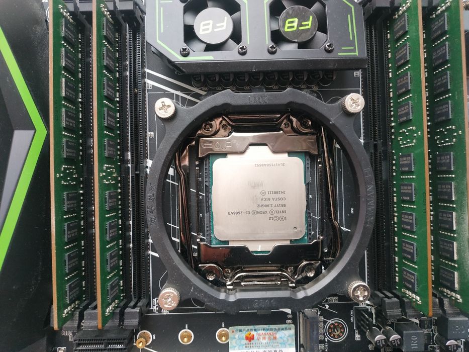 Комплект материнська плата LGA 2011-3 Huananzhi QD4/F8 Xeon 2666V3 32G