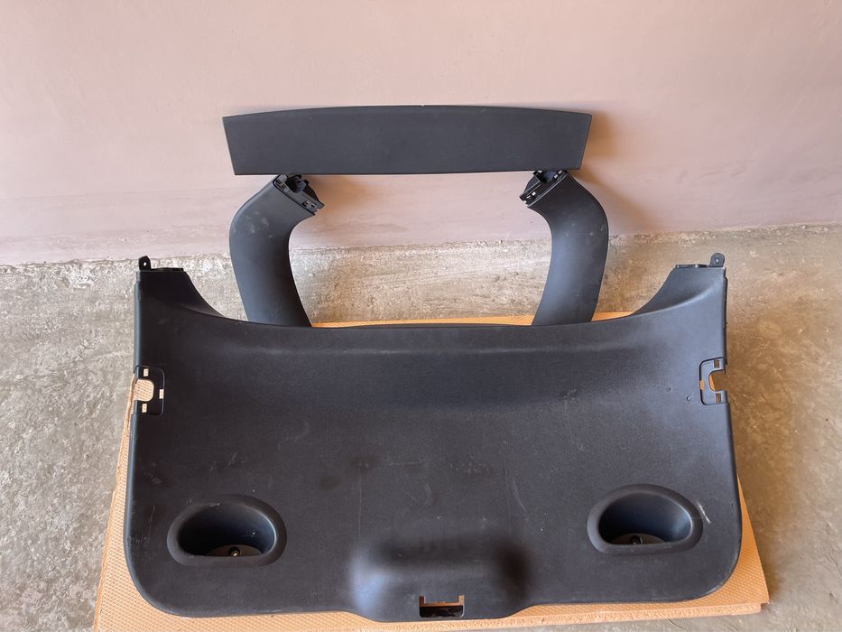 Кришка багажника Ляда на Меган 3 уніресал. В зборі. Оригінальна.