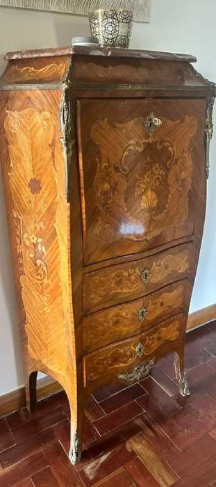 Secretaria Louis XV bonbonniere com marqueterie