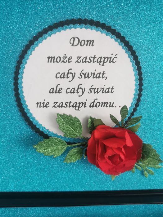 Pudelko prezentowe na Parapetówkę,,