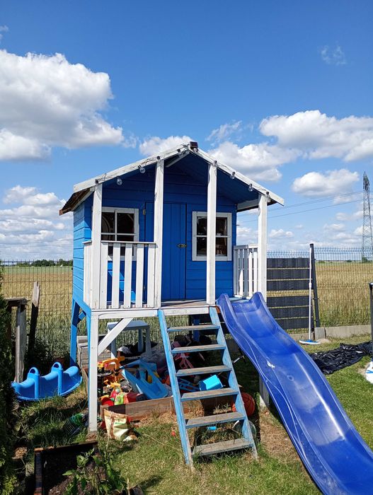 Domek drewniany dla dzieci ogrodowy