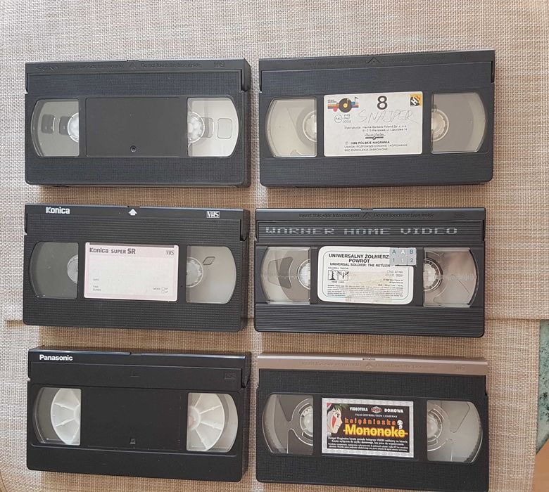 zestaw kaset wideo