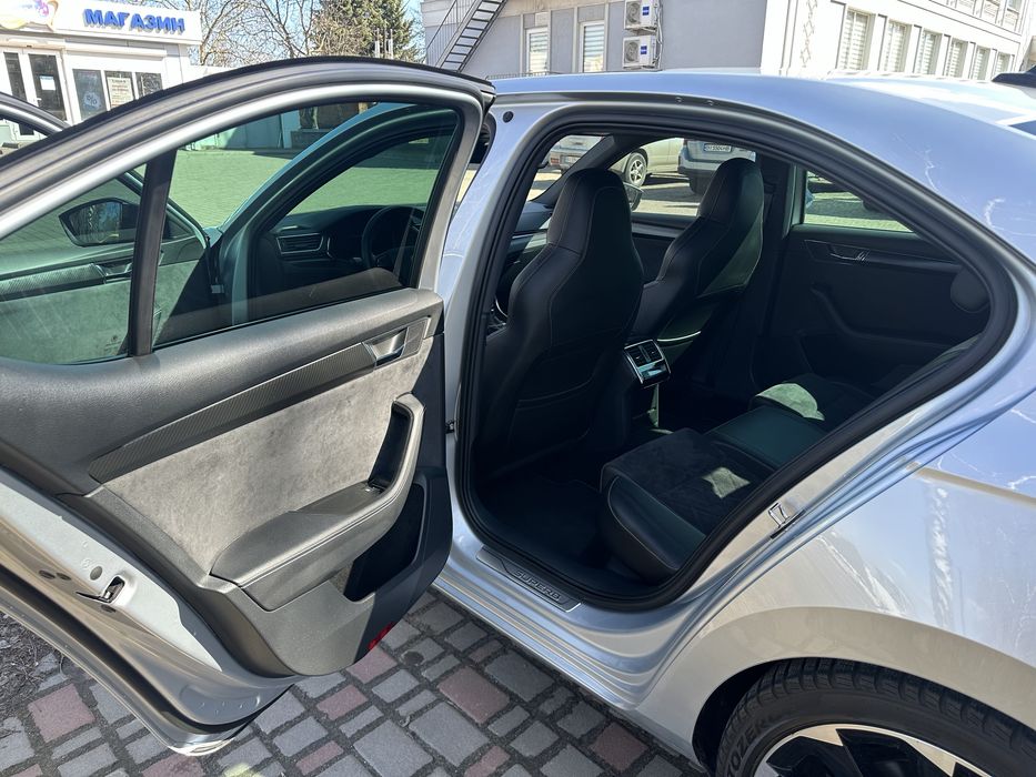 Skoda Superb 2019рік