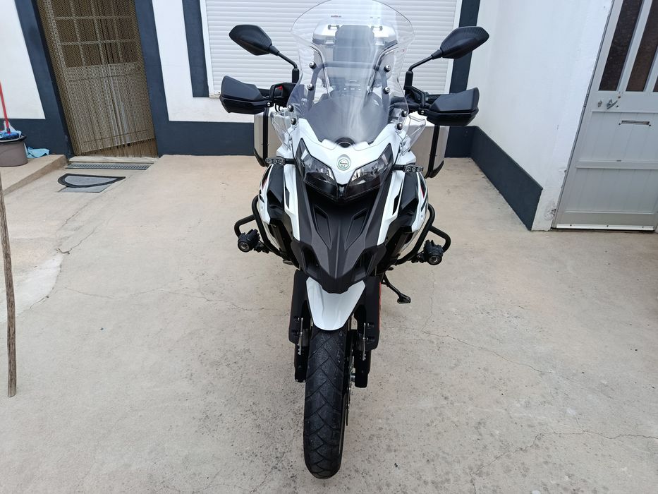 Benelli TRK 502x
