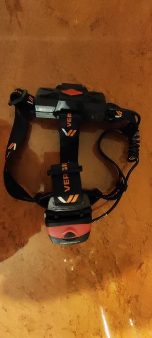 Latarka czołowa na ogniwa 18650