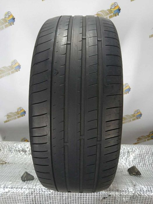 Шина Nexen 235/50R19. 1шт Літо 2020р. Розпаровка (1505)