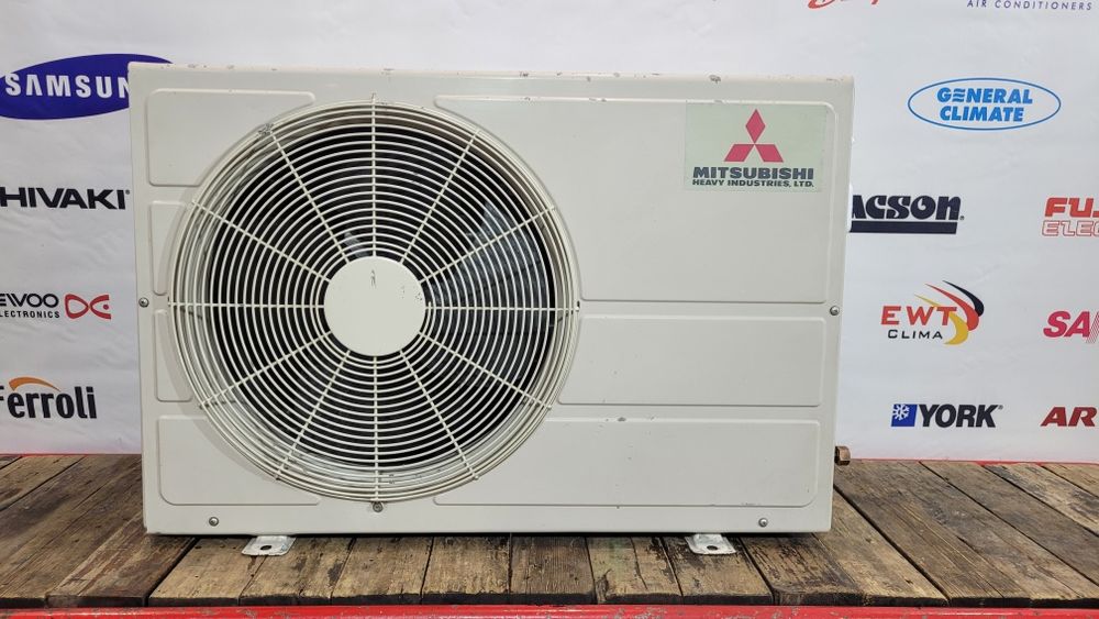 Наружный блок кондиционера MITSUBISHI 
MITSUBISHI - 9.

Выдаваемая мощ