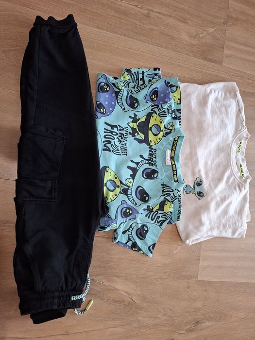 Dres Coccodrillo chlopiec r. 11-czarne spodnie gratis