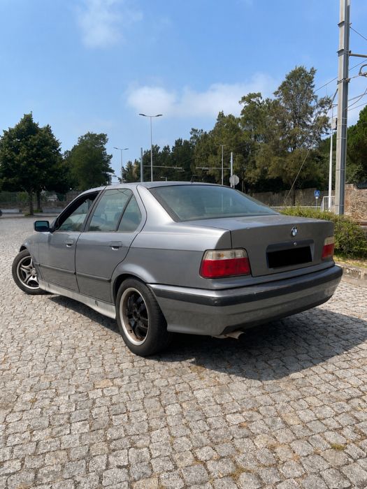BMW E36 320i Sedan 1991