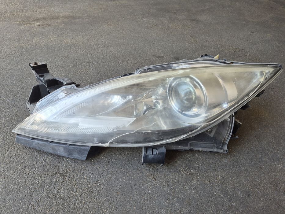 Lampa reflektor Mazda 6 gh