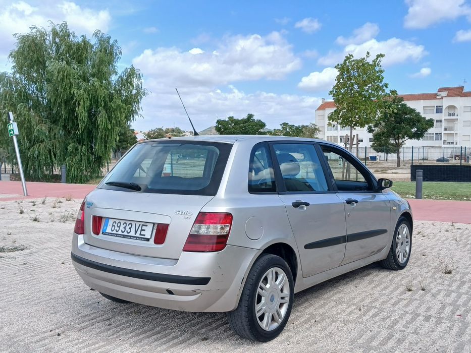 Oportunidade fiat stilo 1.2 gasolina caixa 6 velocidades