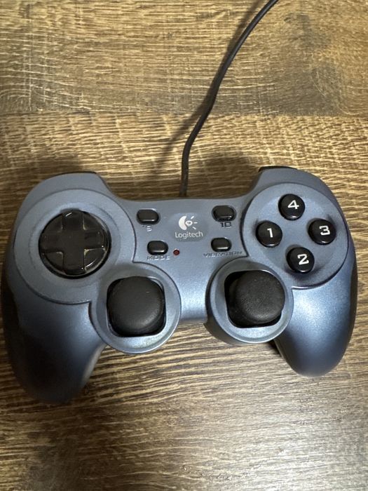 Геймпад Logitech RumblePad 2