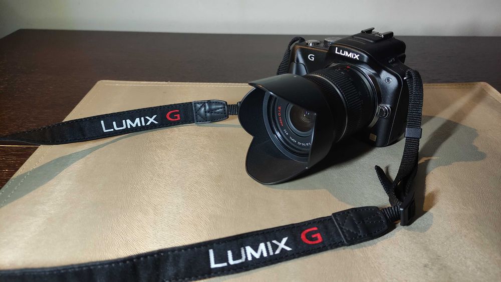 Aparat Panasonic Lumix DMC-G3, komplet, bezlusterkowiec