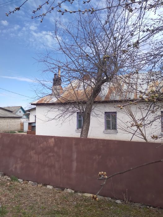 Продається  будинок з 25 сотками землі смт. Михайло-Коцюбинське