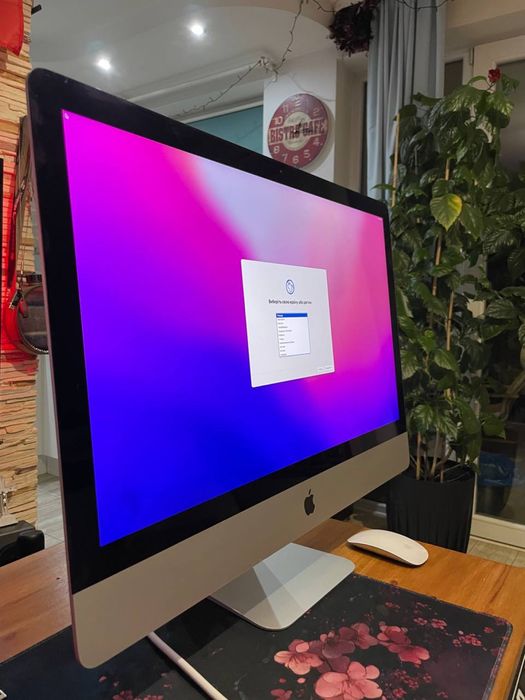 iMac 27-cali z ekranem Retina 5K (model Late 2015).