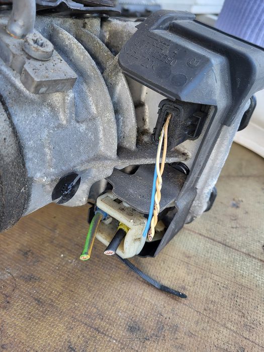 Pompa wspomagania elektryczna citroen berlingo 09r partner