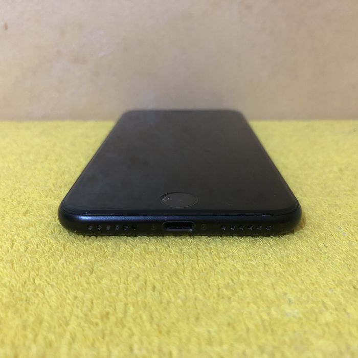 iPhone SE2020, 64Gb., Black, Neverlock, дуже стан, ЧИТ. ОПИС, ТОРГ