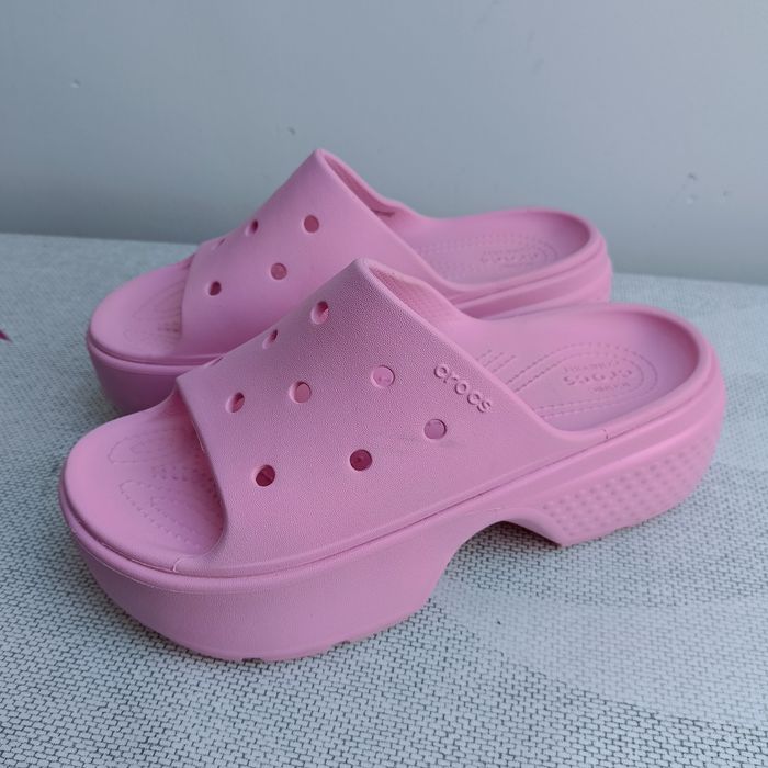 Klapki crocs M6W8 różowe 38/39