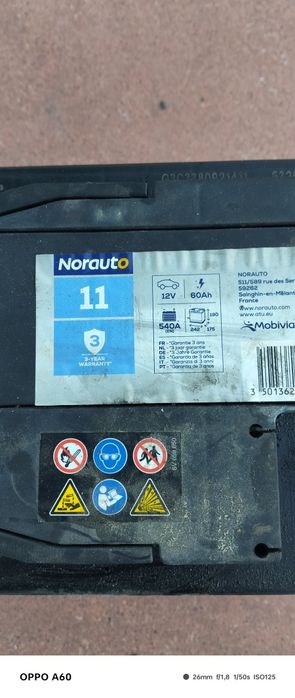 Bateria usada . Mas em bom estado.
