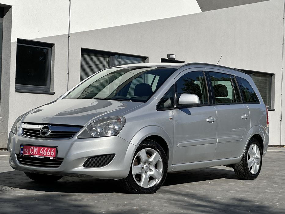 Opel zafira 2014року