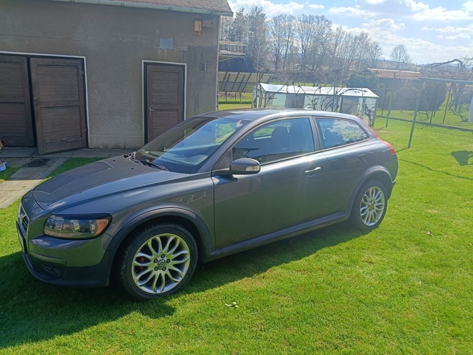 Volvo C30 hatchback