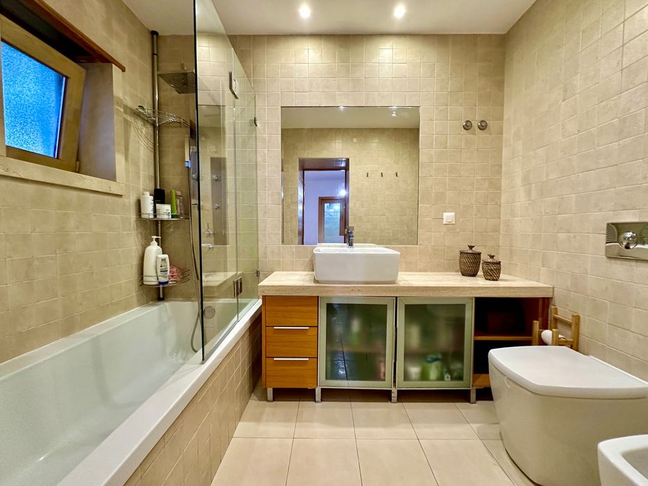 Apartamento Único na Quinta de São Gonçalo | T2 com 101 m² + Terraço Privativo de 55 m²  com Lounge Exterior de 34 m² coberto