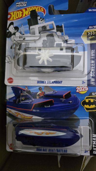 Hotwheels Temáticos - Batman e mickey