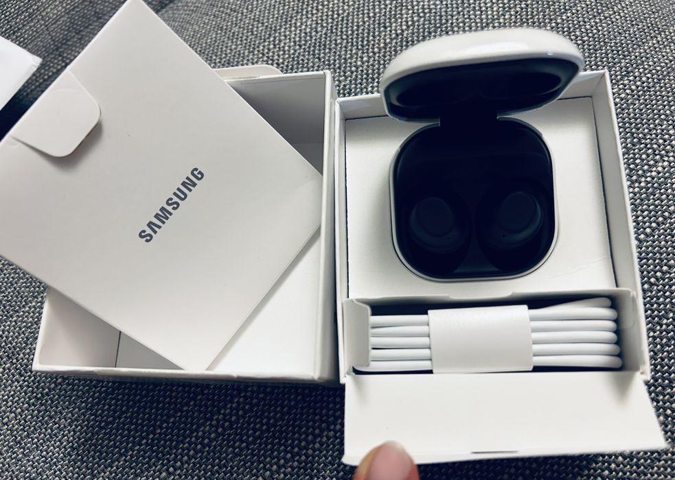 Sluchawki Samsung Galaxy Buds FE Nowe gwarancja