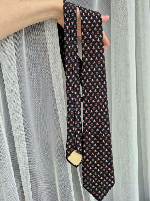 Краватка від Yves Saint Laurent