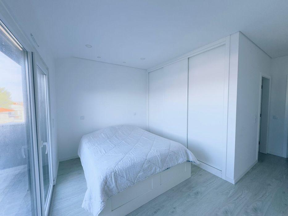 Cama de Casal com Colchão
