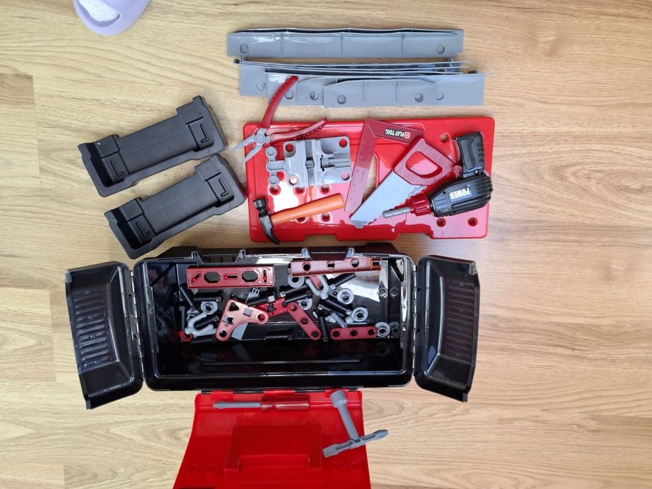 Smiki, duży warsztat majsterkowicza, stół narzędziowy