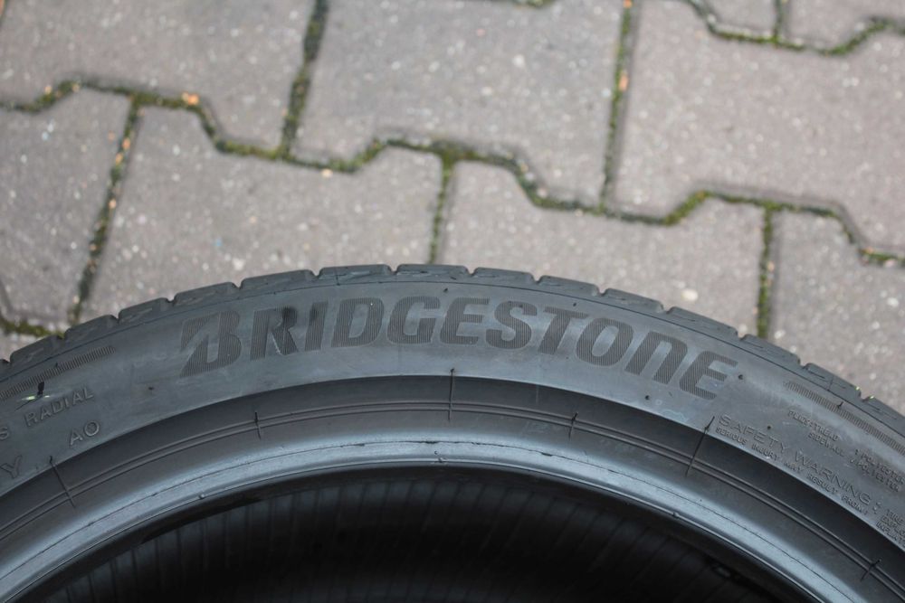 245 45 r19 Bridgestone Turanza T005