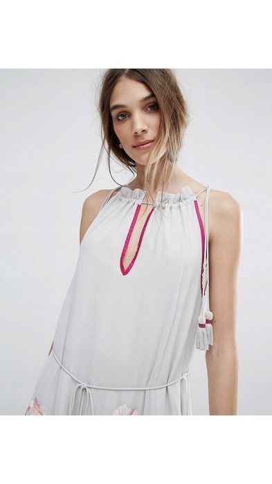 Haft midi koronka tiul kwiaty cekiny Asos fredzle maxi długa