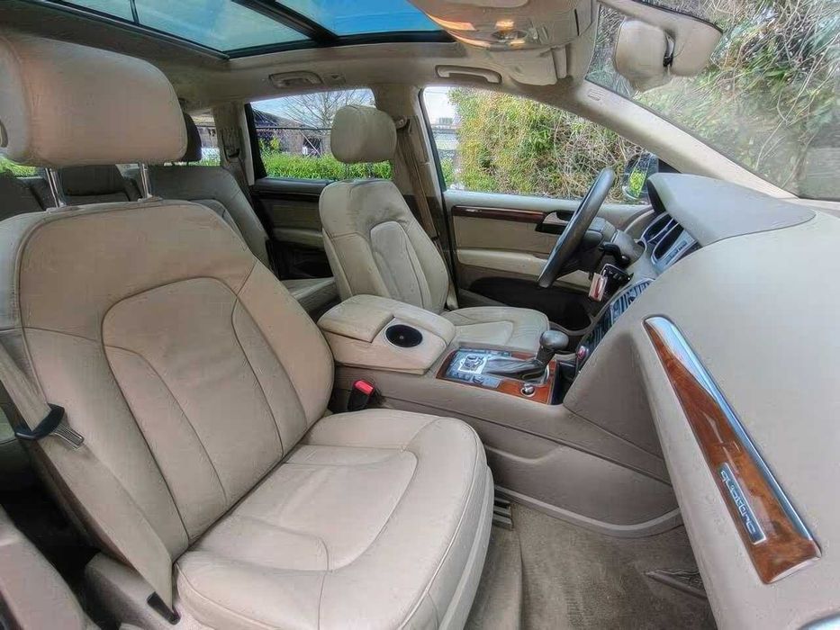Audi Q7      2014