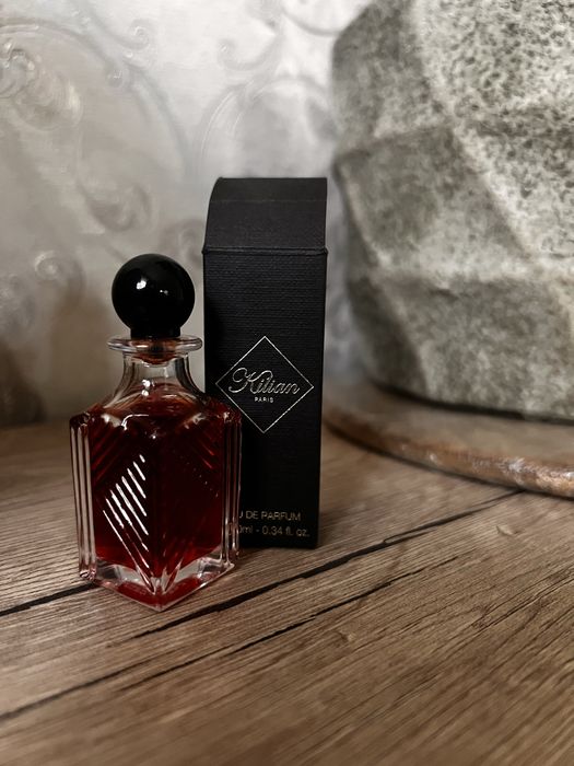 Kilian Paris — Love, don't be shy (Profumo / Extrait de Parfum)